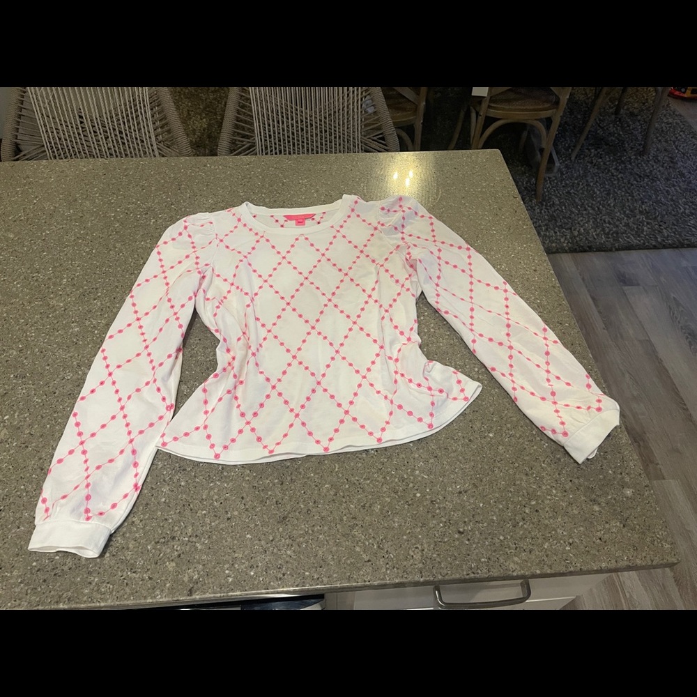 Lily Pulitzer long sleeve white / pink sweater with Embrodery detail.New W/O tag